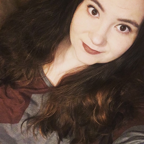 Meet your Posher, Joy - Picture 2 of 5